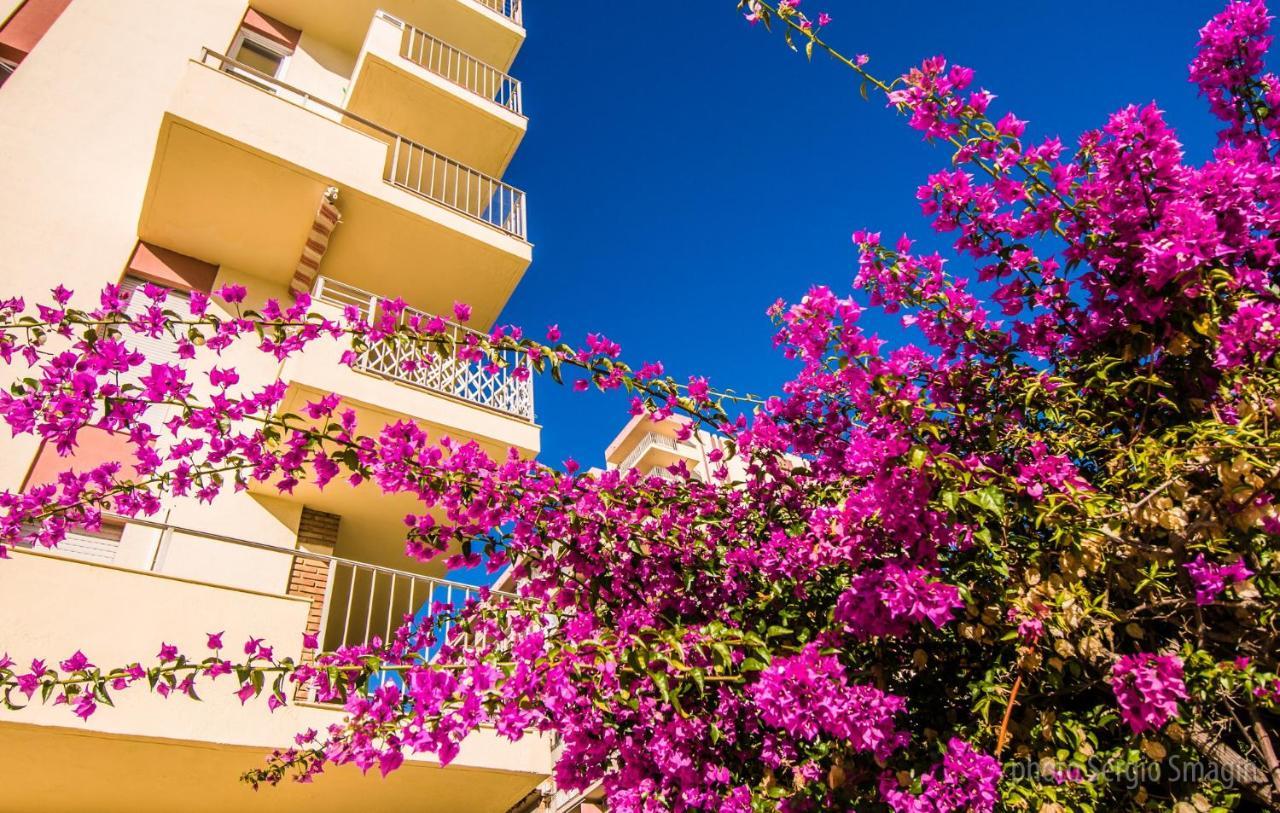 137 Minerva Apartamentos - Vista Al Mar - Piscina Y Playa - Cercano A Tren, Restaurantes Y Tiendas Benalmádena Eksteriør bilde